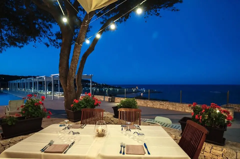 Terrazzamare, ristorante pizzeria con terrazza vista Baia di Porto Miggiano